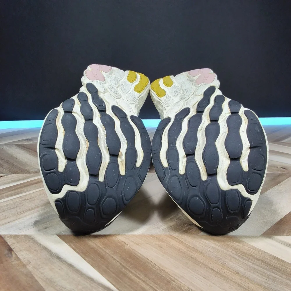 New Balance pre owned